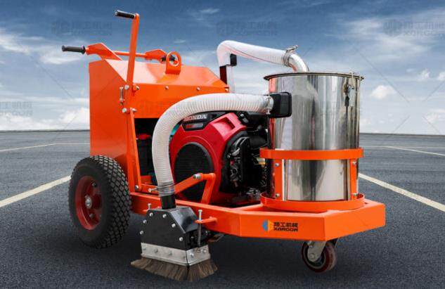 修補(bǔ)路面，馬路三件套少不了